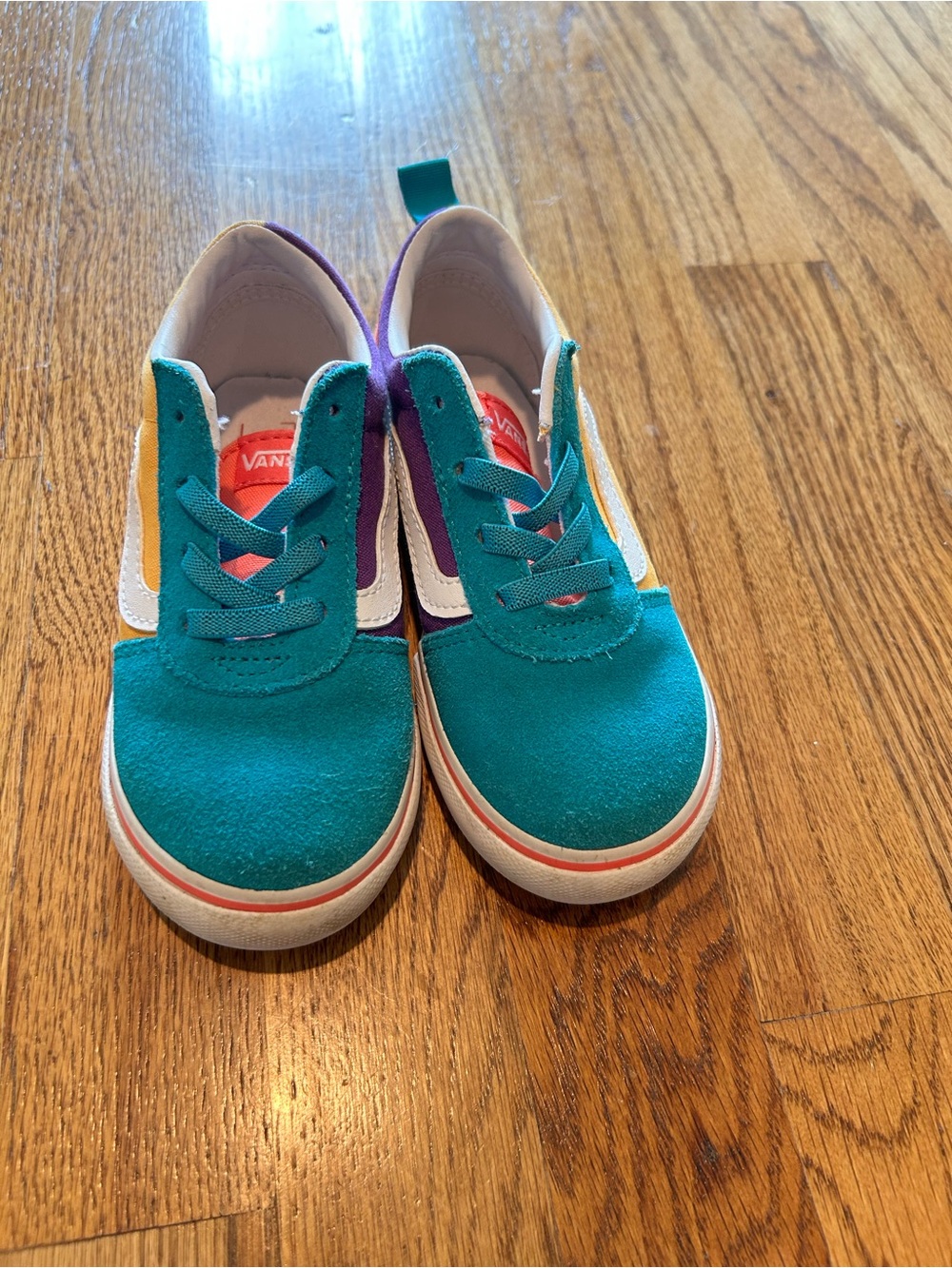 Vans Ward Colorblock Toddler
Sneakers Sz 10 (EUR 26.5) Teal Purple
Yellow Orange